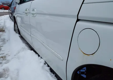 2003 Honda Odyssey Ex-L z USA, uszkodzony, nr VIN 5FNRL180X3B126526